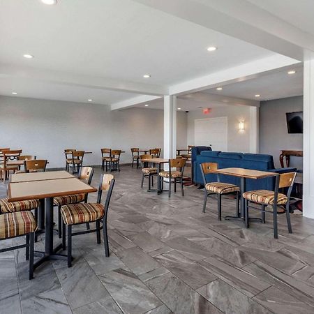 Comfort Inn & Suites Gatesville Near Fort Cavazos מראה חיצוני תמונה