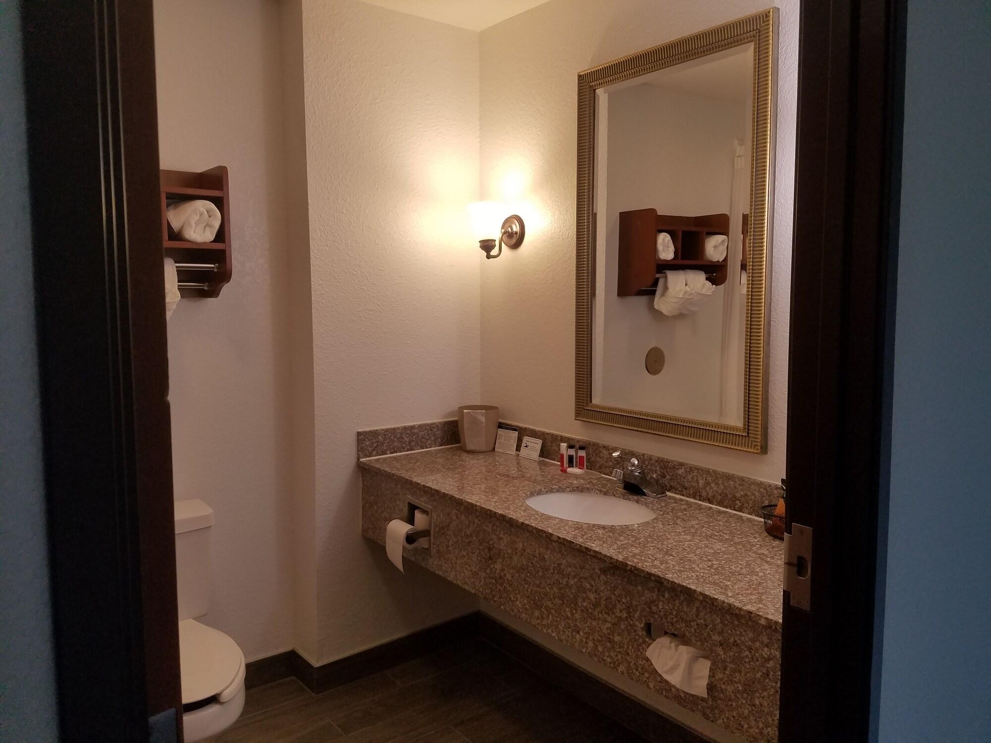 Comfort Inn & Suites Gatesville Near Fort Cavazos מראה חיצוני תמונה