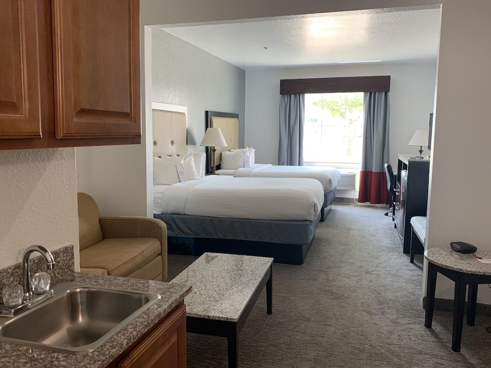 Comfort Inn & Suites Gatesville Near Fort Cavazos מראה חיצוני תמונה